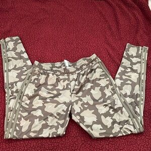 Camo adidas joggers